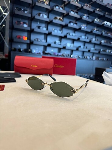 Cartier güneş gözlüğü
