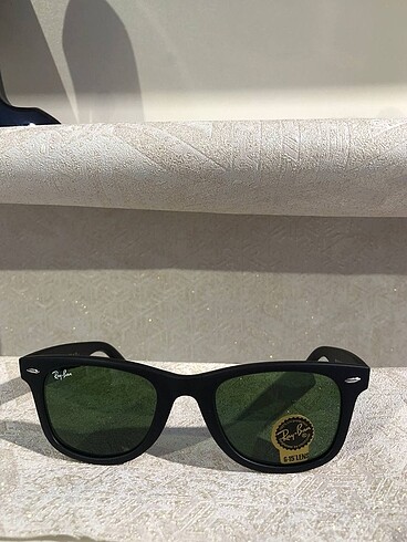 Rayban güneş gözlüğü