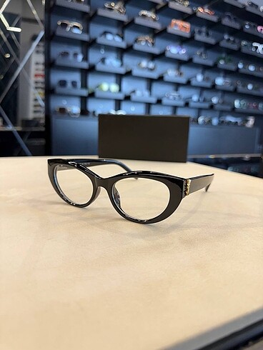 Saint laurent şeffaf gözlük