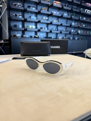 Chanel güneş gözlüğü