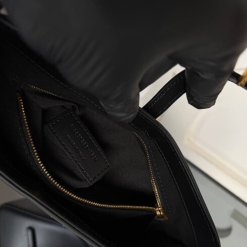  Beden siyah Renk Saint Laurent Small Hobo Bag