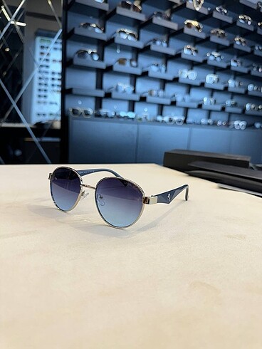 Rayban güneş gözlüğü