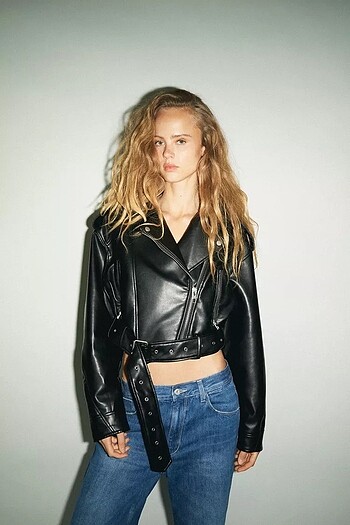 s Beden siyah Renk SUNİ DERİ CROP BIKER CEKET