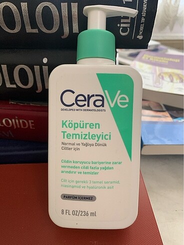 CeraVe KÖPÜREN TEMİZLEYİCİ NORMAL VE YAĞLIYA DÖNÜK CİLTLER İÇİN