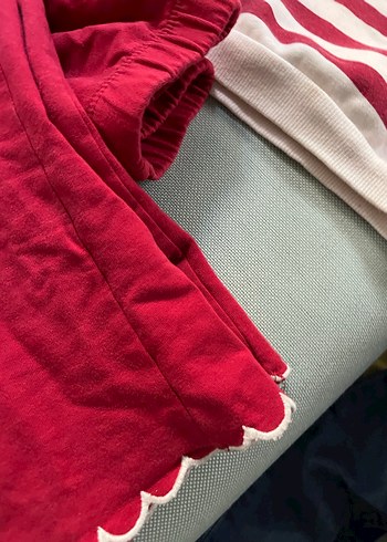 Kız Bebek Kırmızı Fırfırlı Takım - Görsel 4