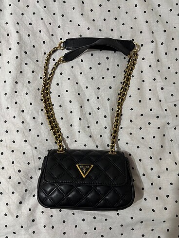 GUESS ÇANTA