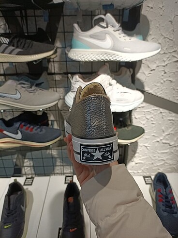 37 Beden Converse