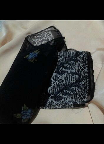 Batik Batik Eşarp