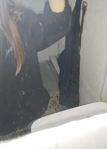 Düz siyah sweatsirt