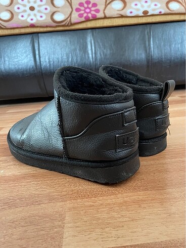 39 Beden Orjinal ugg bot