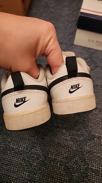 23 Beden beyaz Renk Nike çocuk ayakkabısı