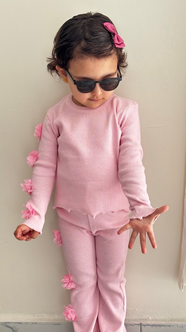 GÜL DETAYLI FİTİLLi TAKIM - Görsel 2