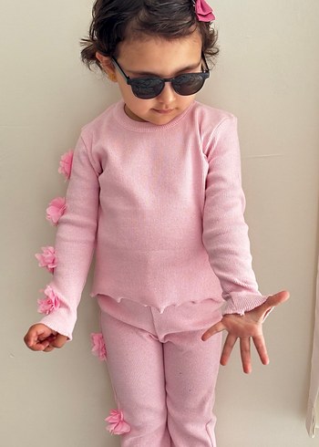 GÜL DETAYLI FİTİLLİ TAKIM - Görsel 2