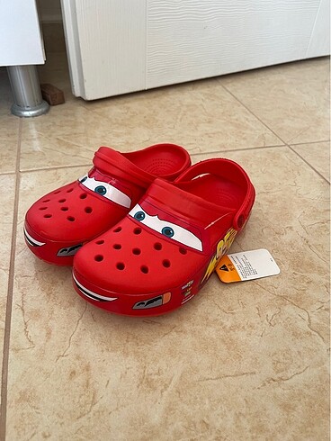 McQueen crocs