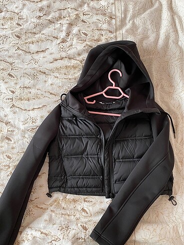 Zara Zara crop mont