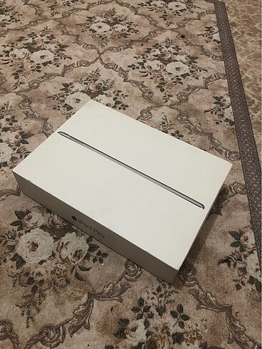 İPad Pro 9.7 inch boş kutu