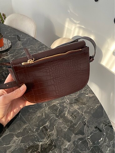 Beden Mango çanta