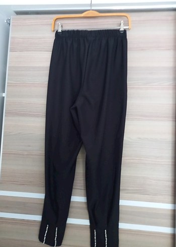 Zara Kadın Siyah Pliseli Kumaş Pantolon