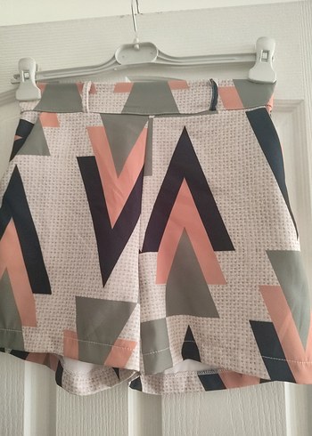 Desenli bayan şort - Görsel 2