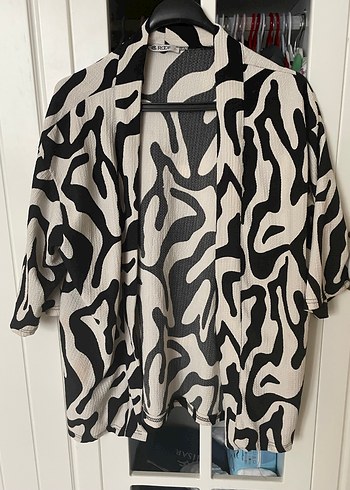 Zebra Desenli Kadın Midi Kimono