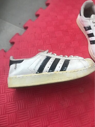37 Beden Adidas spor ayakkabı