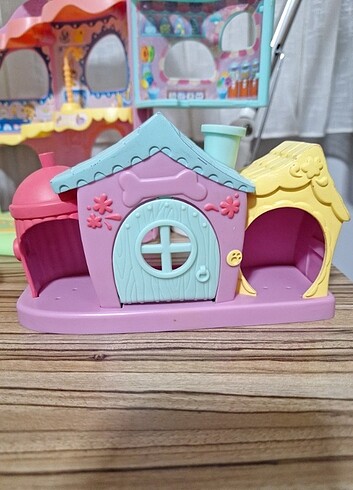  Beden MINIS EVI