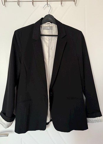 Zara Düğmeli Siyah Keten Kadın Blazer Ceket