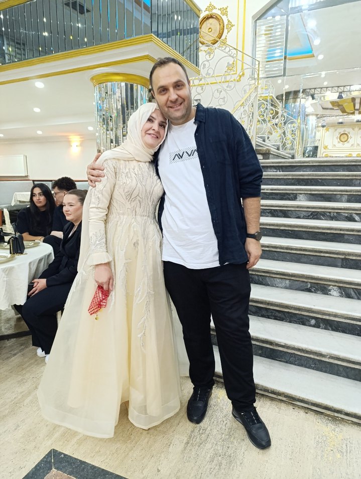 Uzun Beyaz Drape Detaylı Tesettür Abiye - Görsel 2