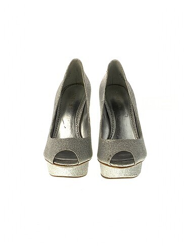 37 Beden Nine West Platform %70 İndirimli.