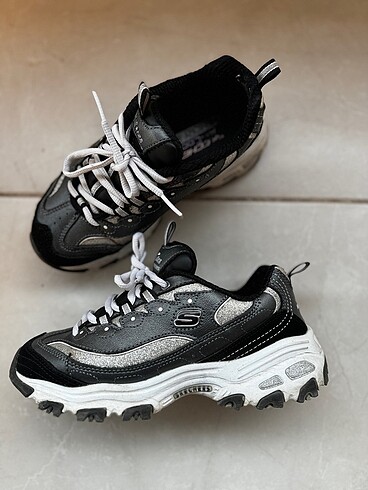 35 Beden SKECHERS D'LITES