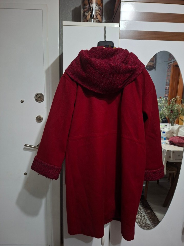 Bordo Kadın Kaban, Peluş Detaylı - Görsel 2