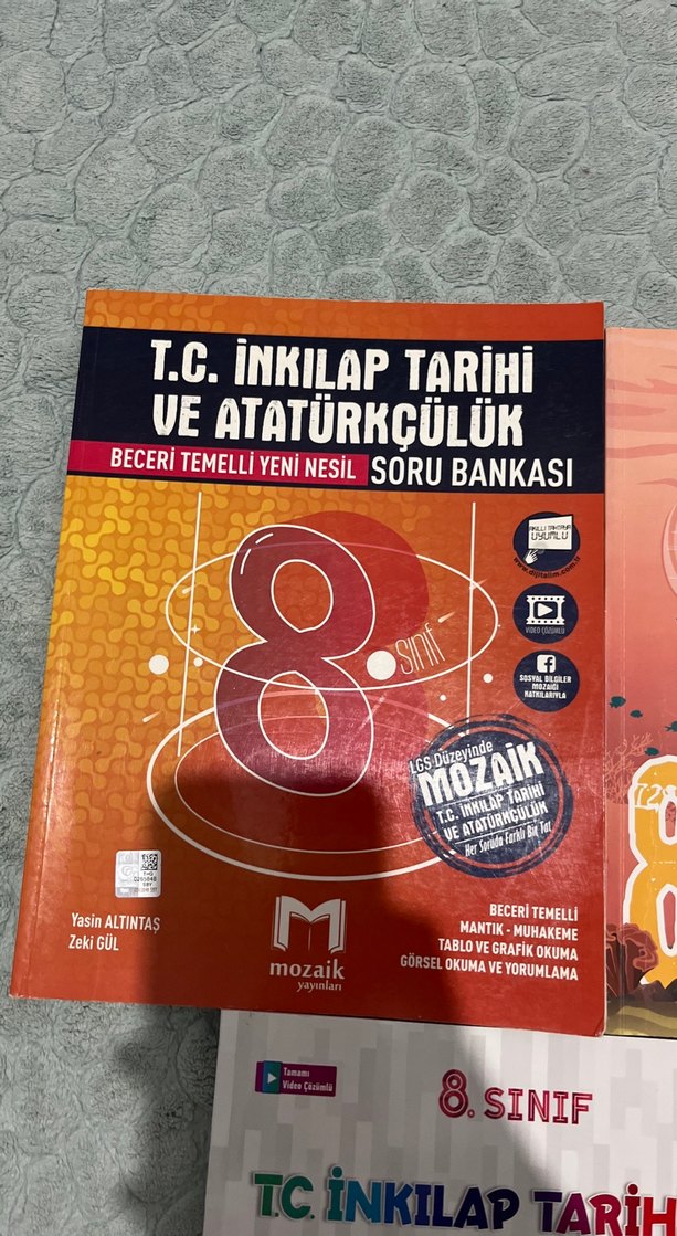 8. Sınıf T.C. İnkılap Tarihi ve Atatürkçülük Soru Bankası - Görsel 2