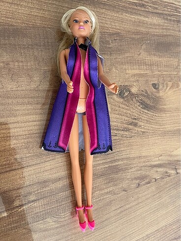Barbie bebek orjinaldır