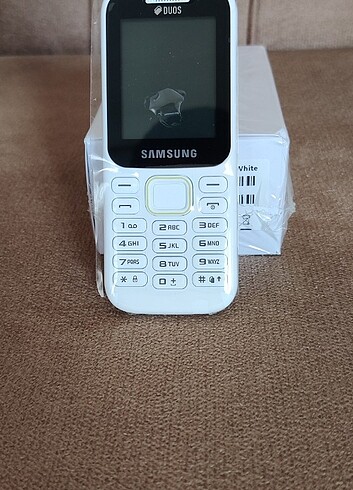 Beden Samsung B310 asker telefonlar