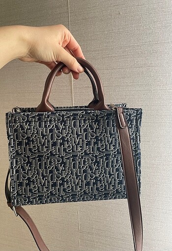 Stradivarius Stradivarius monogram çanta