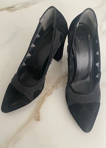 Siyah Tokalı Gotik Blok Topuklu Kadın Stiletto