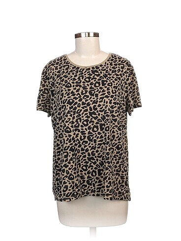 Zara T-shirt %70 İndirimli.