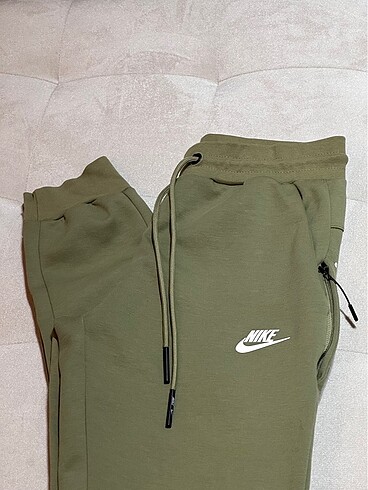 Nike eşofman altı