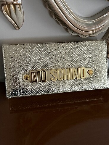 Moschino portföy
