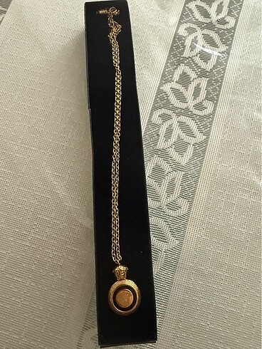  Beden Versace medusa kolye