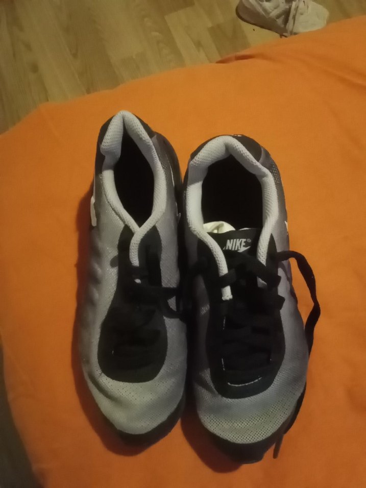 Nike marka Gri Bağcıklı Basketbol Ayakkabısı 37. 5no - Görsel 2