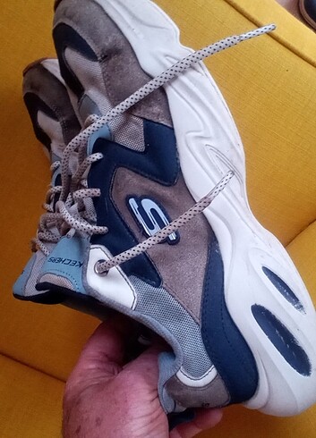Skehers 