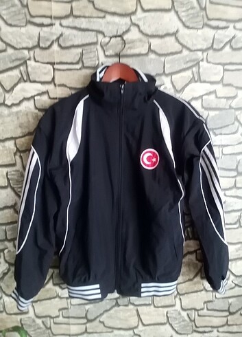 Mont L beden. Fermuarlı omuzdan