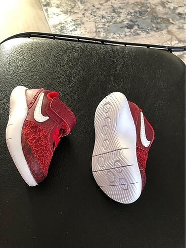 20 Beden kırmızı Renk Nıke bebek ayakkabısı