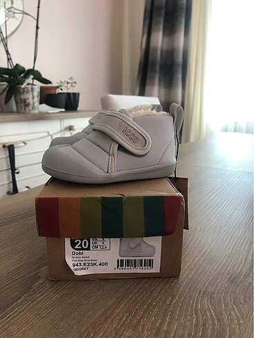 Vicco Vicco içi kürklü ev ayakkabısı.