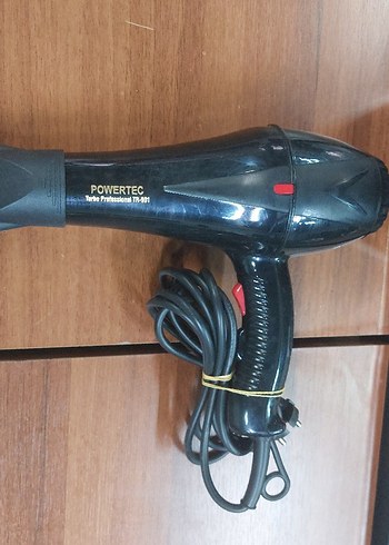 Diger Powertec Profesyonel Saç Kurutma Makinesi