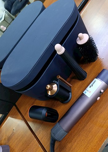 Dyson airwrap ID Kahverengi Saç Şekillendirici Seti - Görsel 3