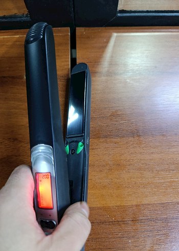 Braun satin7 Dijital Ekranlı Siyah Saç Düzleştirici - Görsel 3