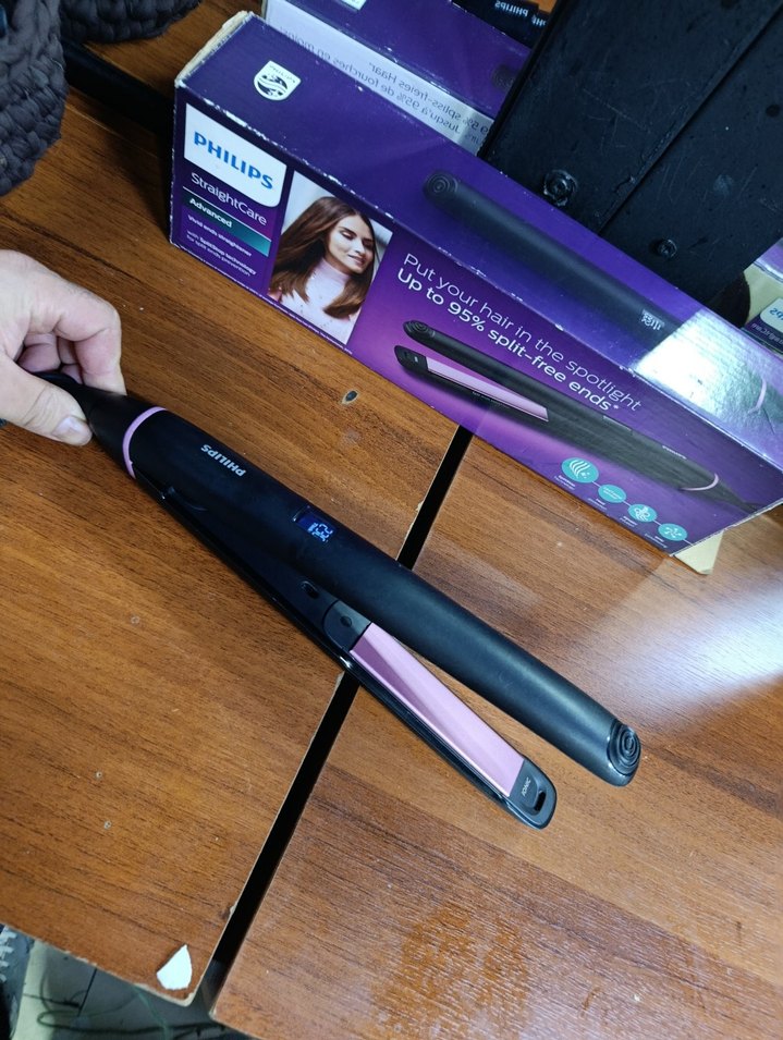 PhilipsBHS675/00Kırık Önleyici Keratin Katkılı SaçDüzleştirici - Görsel 3