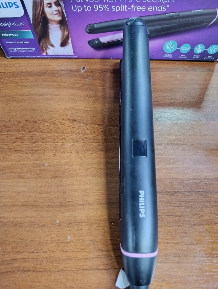 PhilipsBHS675/00Kırık Önleyici Keratin Katkılı SaçDüzleştirici - Görsel 2